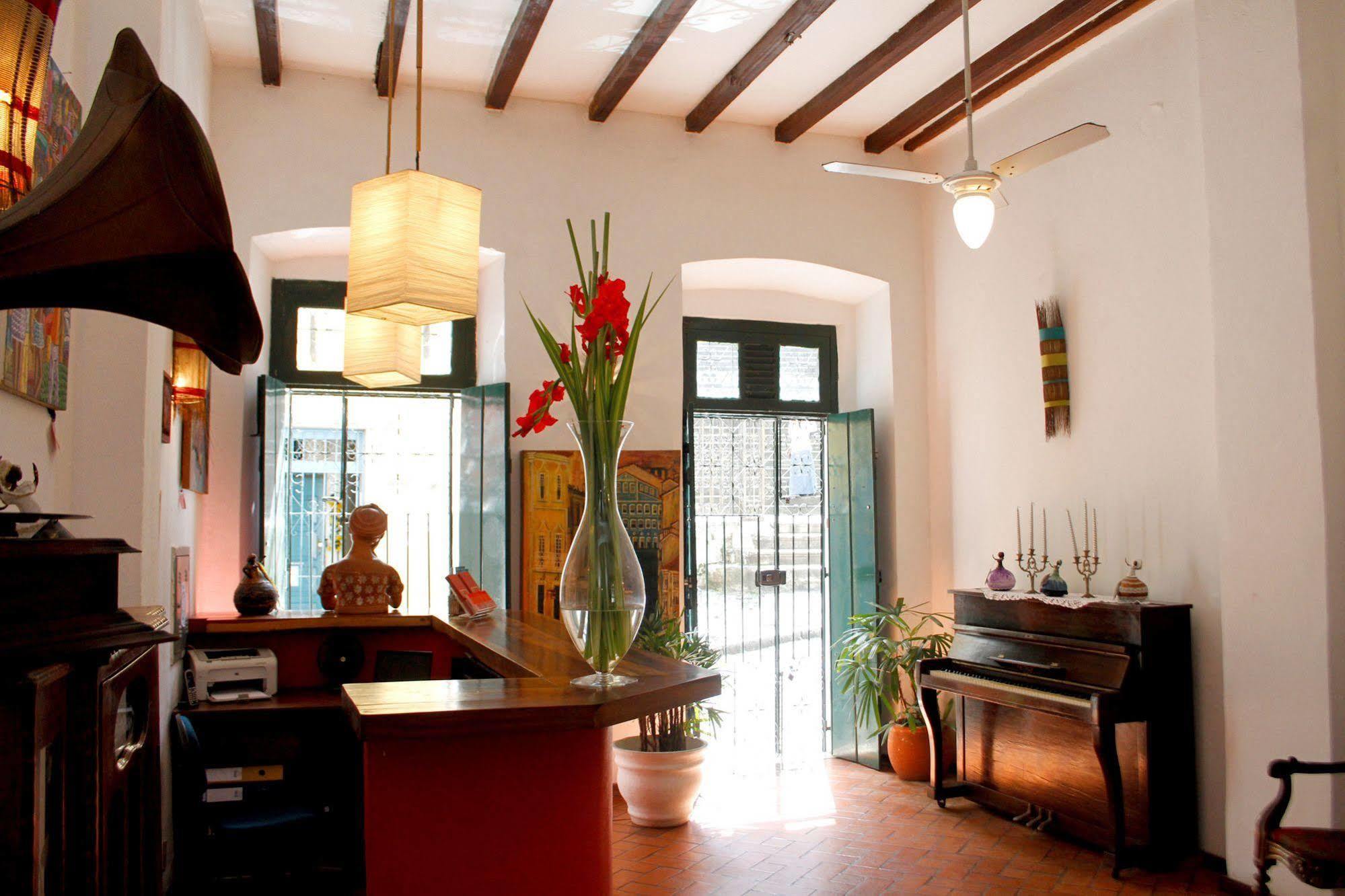 סלבאדור Studio Do Carmo Galeria De Artes E Pousada מראה חיצוני תמונה